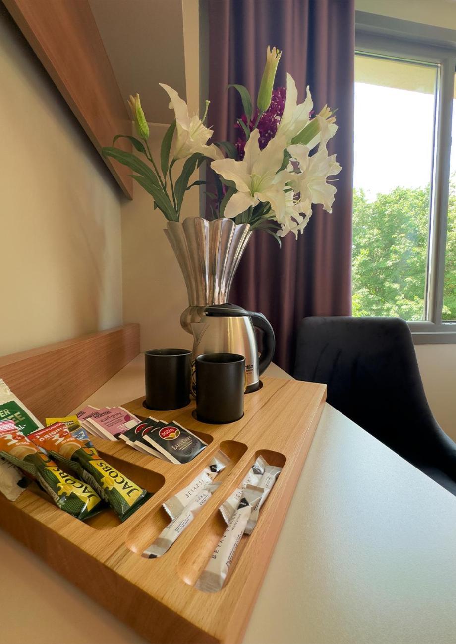 Frezya - Exclusively Woman Hotel อิสตันบูล ภายนอก รูปภาพ