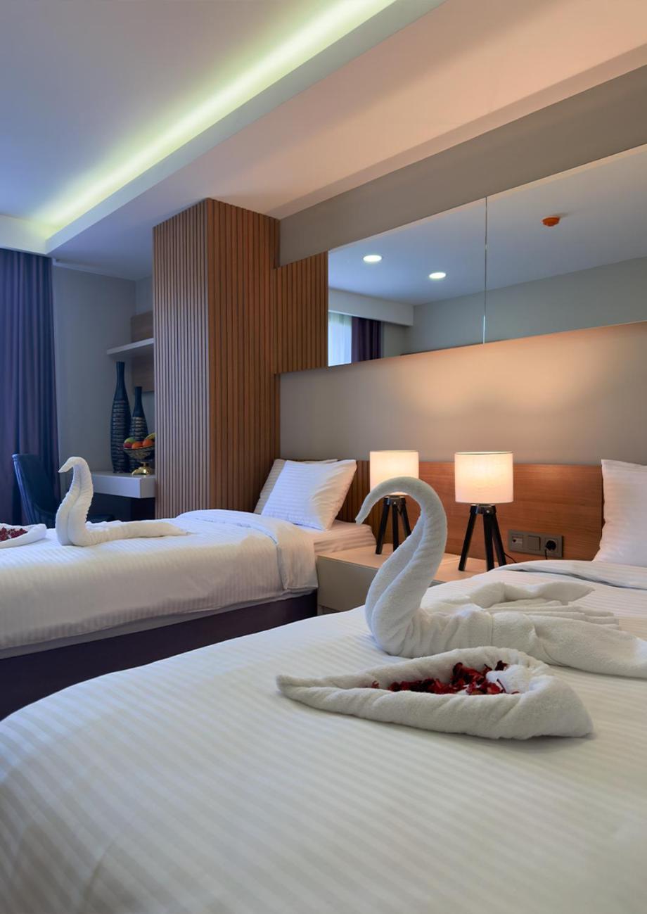 Frezya - Exclusively Woman Hotel อิสตันบูล ภายนอก รูปภาพ