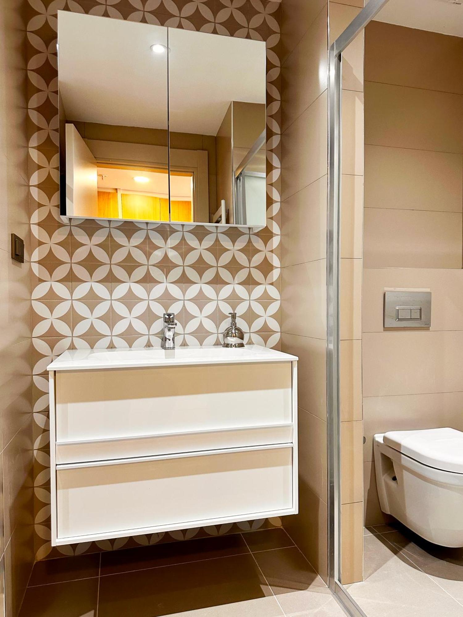 Frezya - Exclusively Woman Hotel อิสตันบูล ภายนอก รูปภาพ