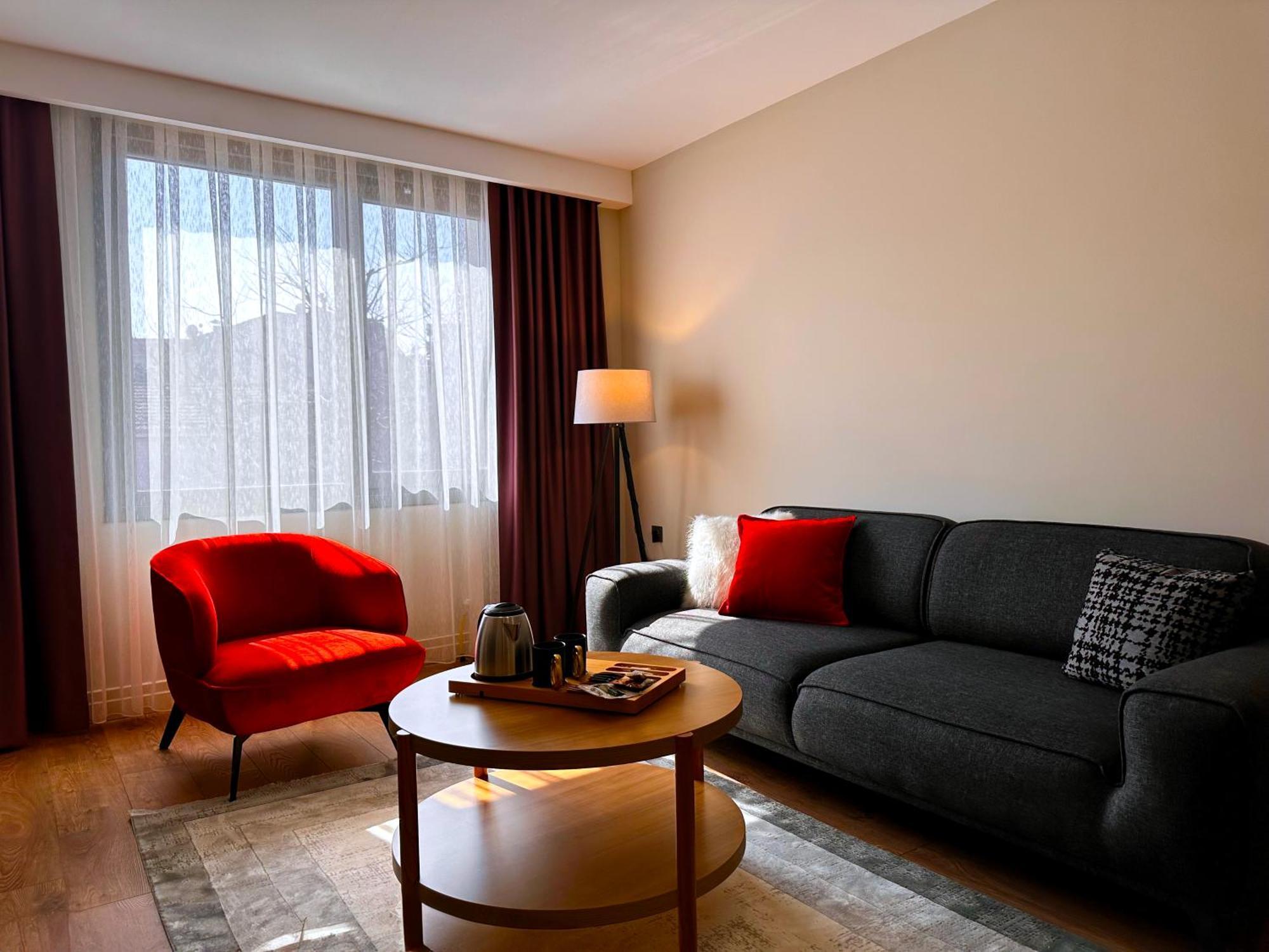Frezya - Exclusively Woman Hotel อิสตันบูล ภายนอก รูปภาพ