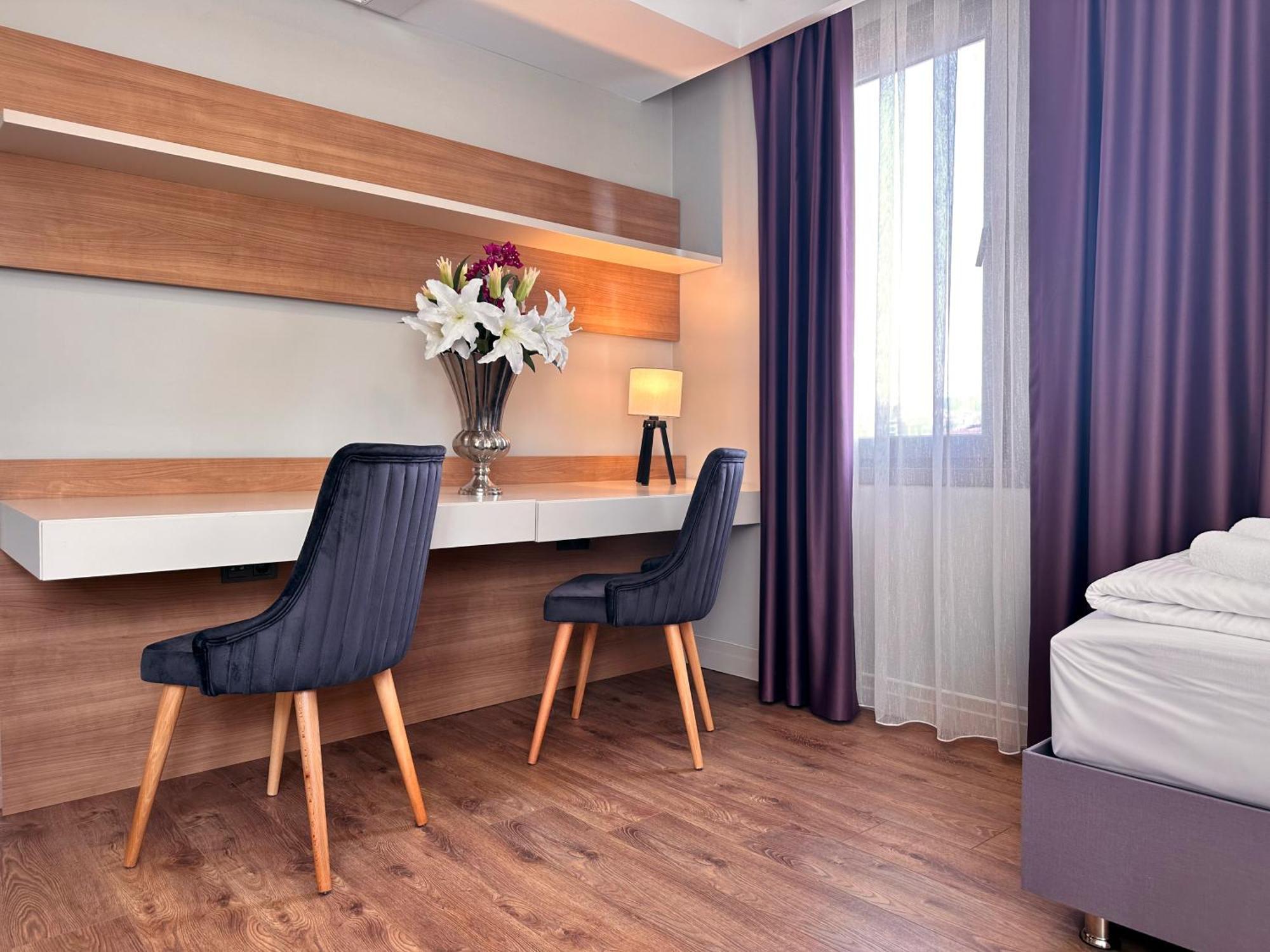 Frezya - Exclusively Woman Hotel อิสตันบูล ภายนอก รูปภาพ